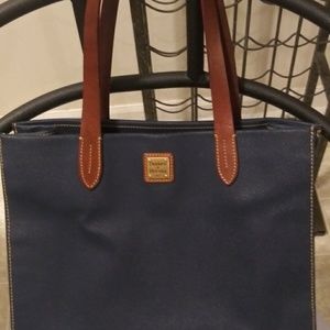 Dooney & Bourke Purse
